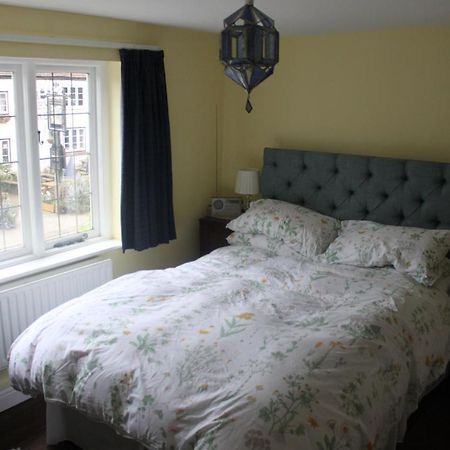 Ivy Cottage B And B บักกิงแฮม ภายนอก รูปภาพ