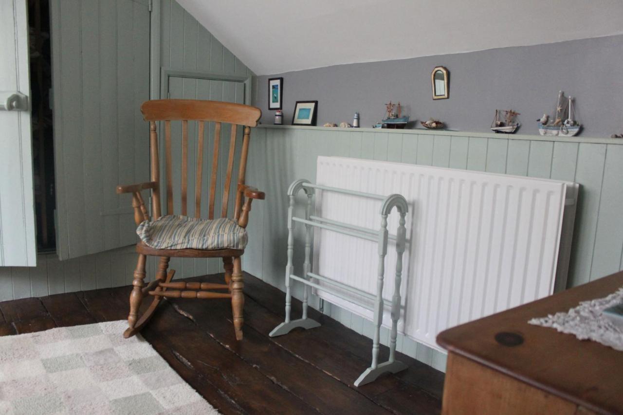 Ivy Cottage B And B บักกิงแฮม ภายนอก รูปภาพ